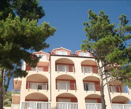 אומיס Villa Amalia מראה חיצוני תמונה